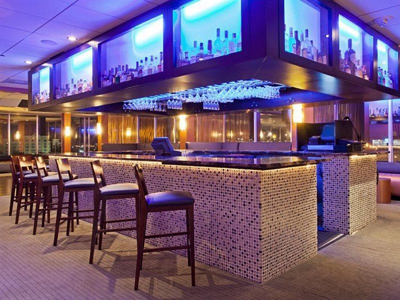 ฮอลิเดย์ อินน์ ไมอามี่ อินเตอร์เนชันแนล แอร์พอร์ต Miami Springs ภายนอก รูปภาพ